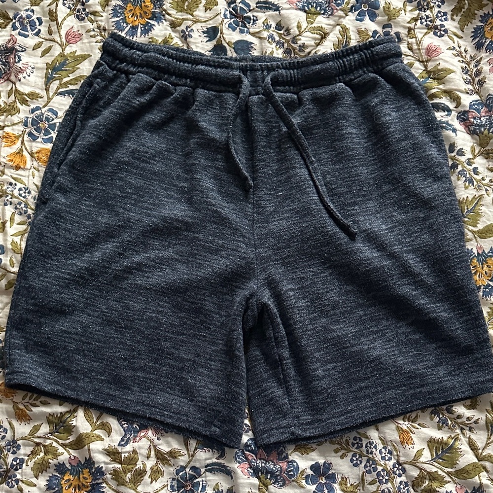Men's Sweat Shorts Set - Dark Gray and Light Gray - Picture 6 of 9